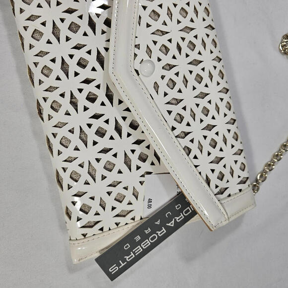 Sondra Roberts Squared Handbag Diagonal Open Cut White on Beige Chain and Snap - Picture 4 of 12